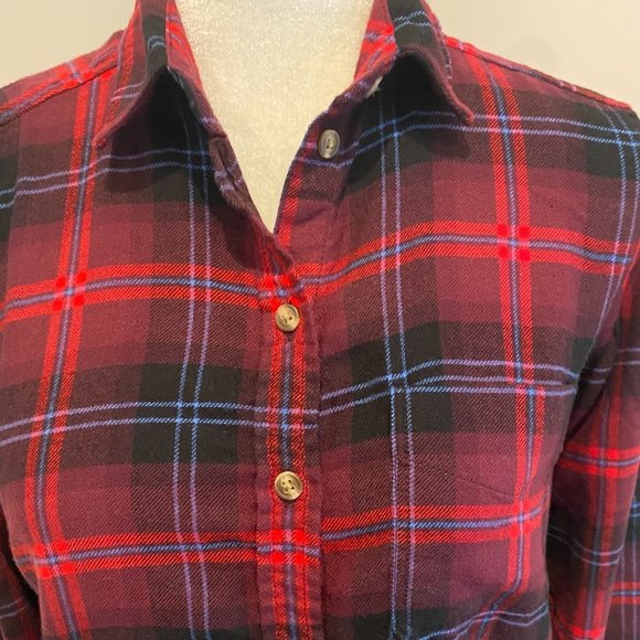 American Eagle Amazingly Soft Red Plaid Flannel Button Down Shirt Size XS #1621 - Picture 2 of 10